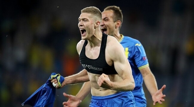 Гравець команди "Дніпро-1" і член збірної України Артем Довбик на Євро-2020