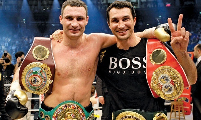 Віталій і Володимир Клички - володарі чотирьох поясів чемпіонів світу у важкій вазі