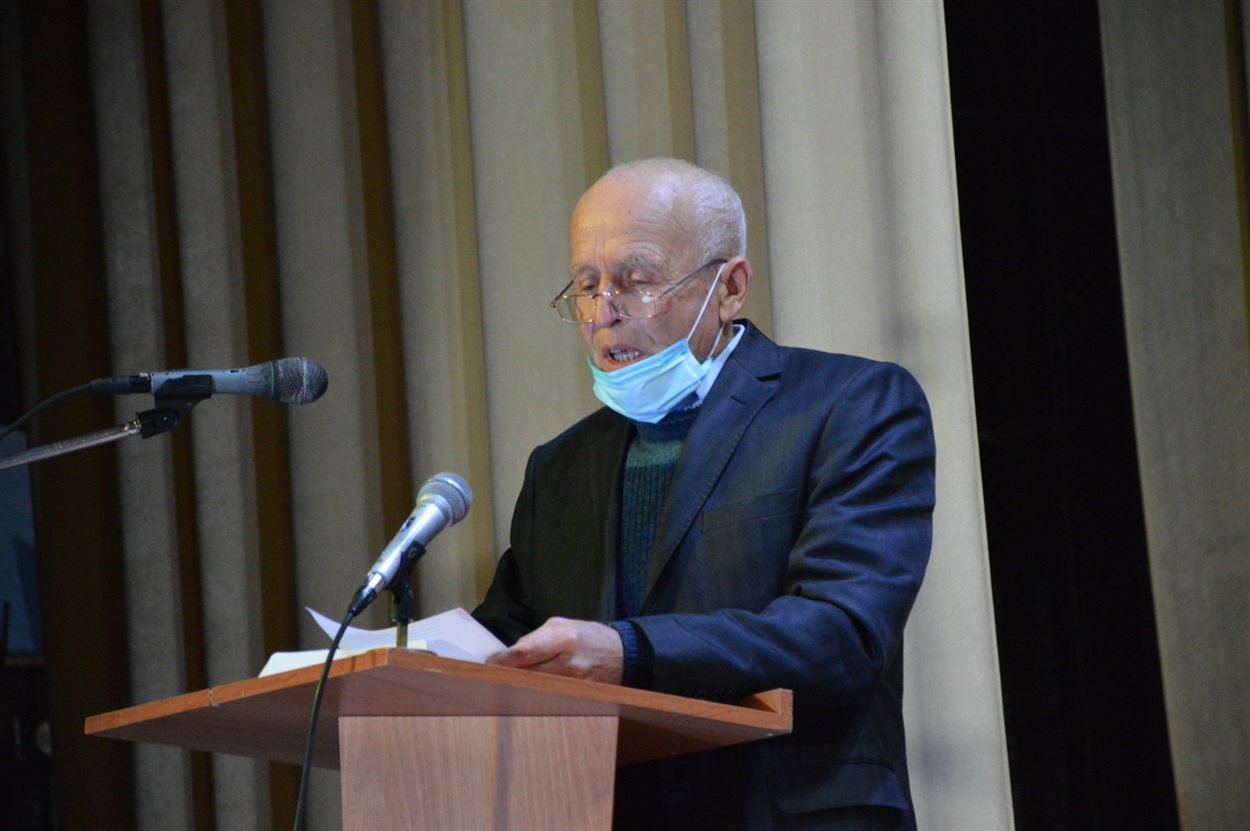 Депутат В'ячеслав Волков, голова лічильної комісії