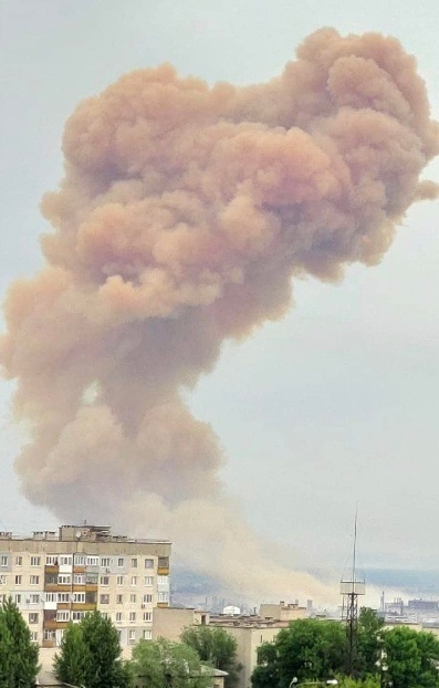 Наслідки обстрілу хімзаводу в Сєвєродонецьку 31.05.2022 року