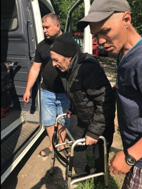 Евакуація місцевих з Гірської громади