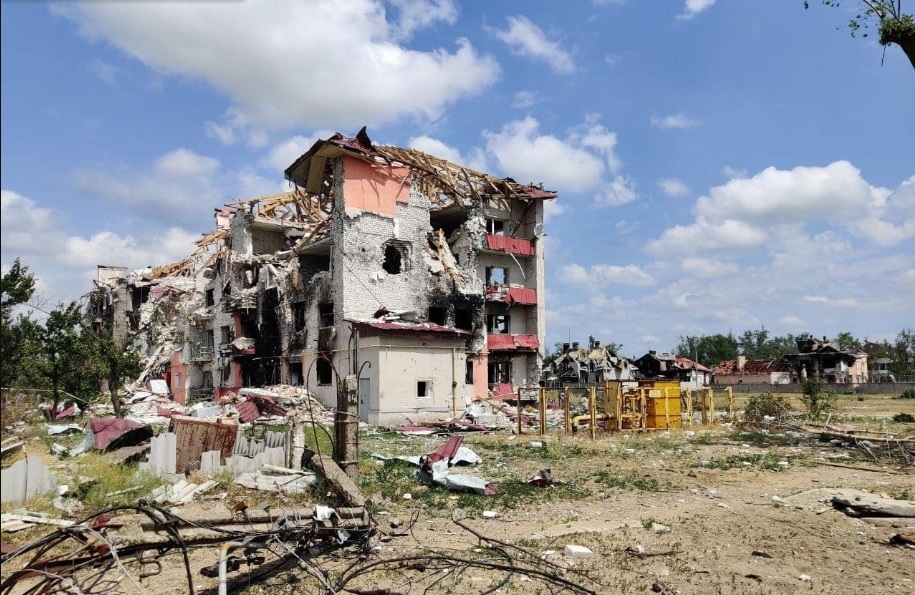Зруйноване житло на Луганщині