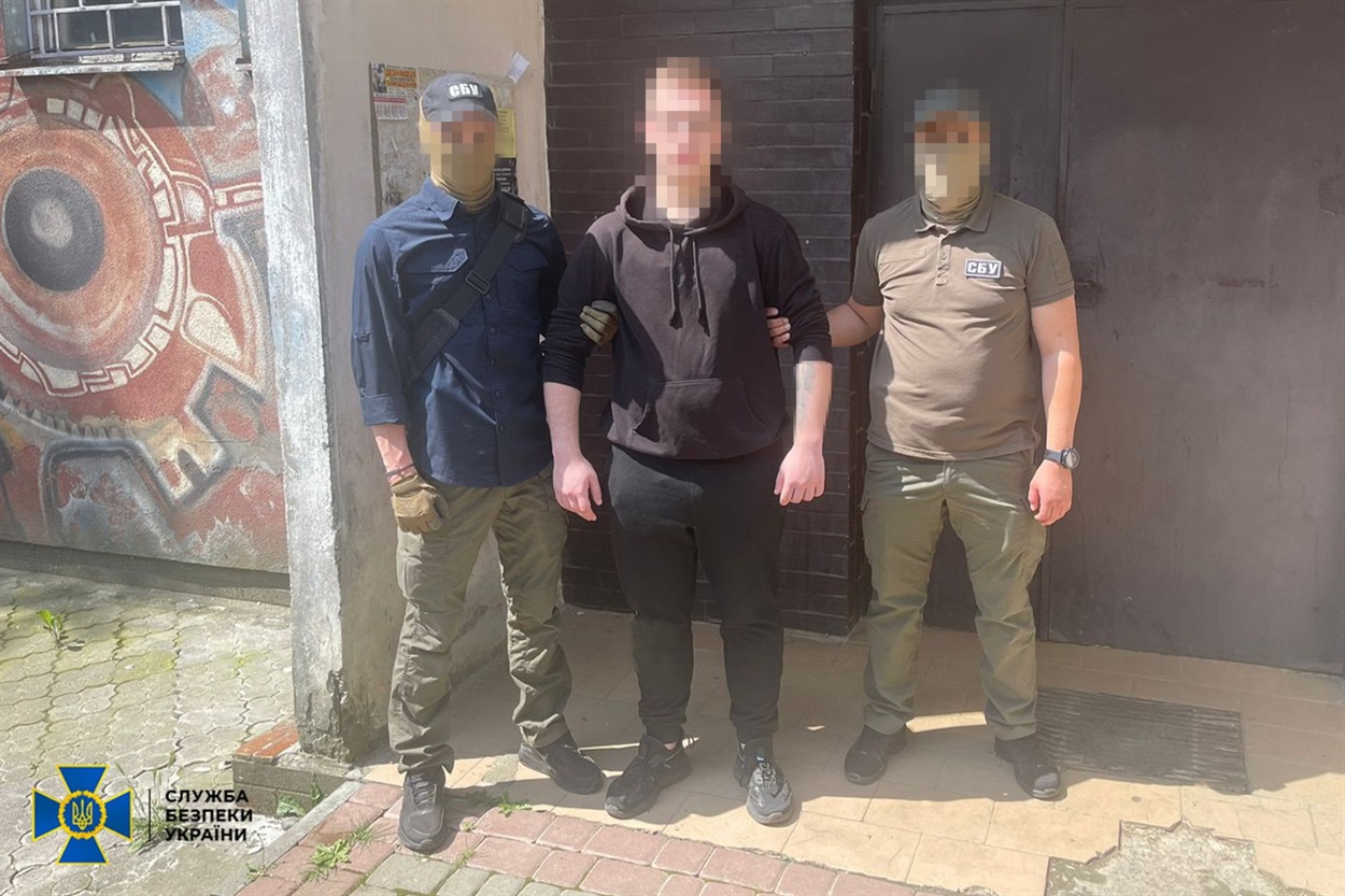 Затримано агента ФСБ, який «зливав» агресору локації українських захисників під час боїв за Сєвєродонецьк у 2022 році, 12.07.2023