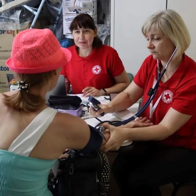 В гуманітарному хабі у Тернополі працюватиме мобільна бригада медпрацівників та відбудеться тренінг з первинної медичної допомоги, 17.08.2023