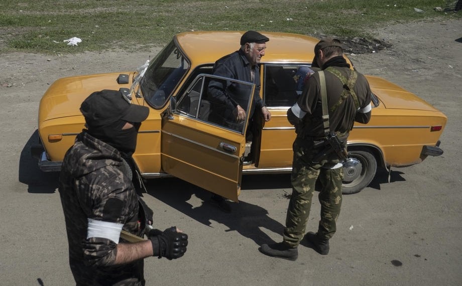 В Старобільському районі місцевим чоловікам окупанти видають повістки під час проїзду через на блокпости, 09.10.2023