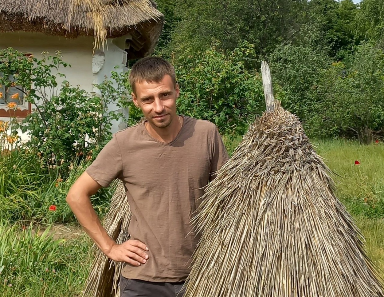 Переселенець з Луганщини Єгор Слєпньов вирішив відновити свій  меблевий бізнес на Київщині, 10.06.2024